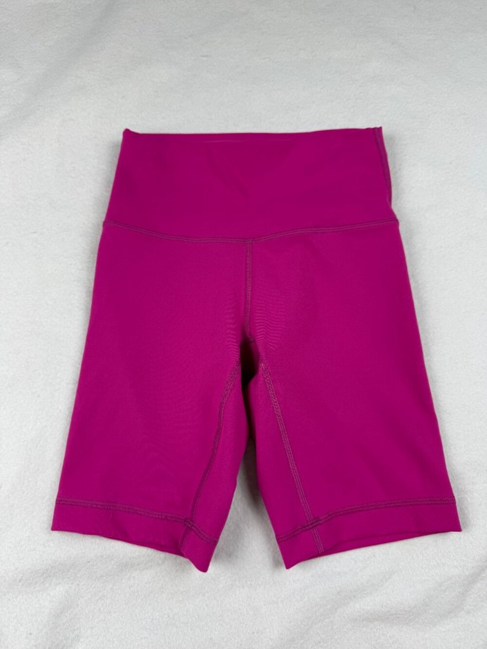 Lululemon Ripened Raspberry Wonder Train High Rise 8" Shorts Size 4 - Picture 2 of 6